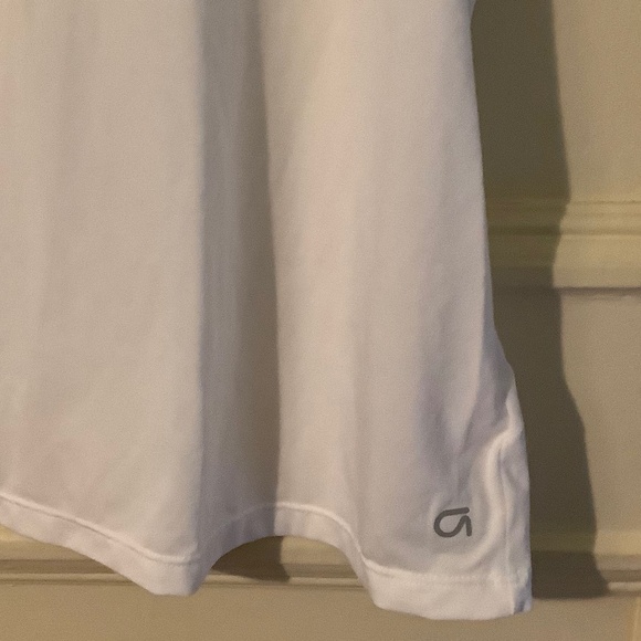 White GapFit Tank L NWOT - Picture 2 of 4